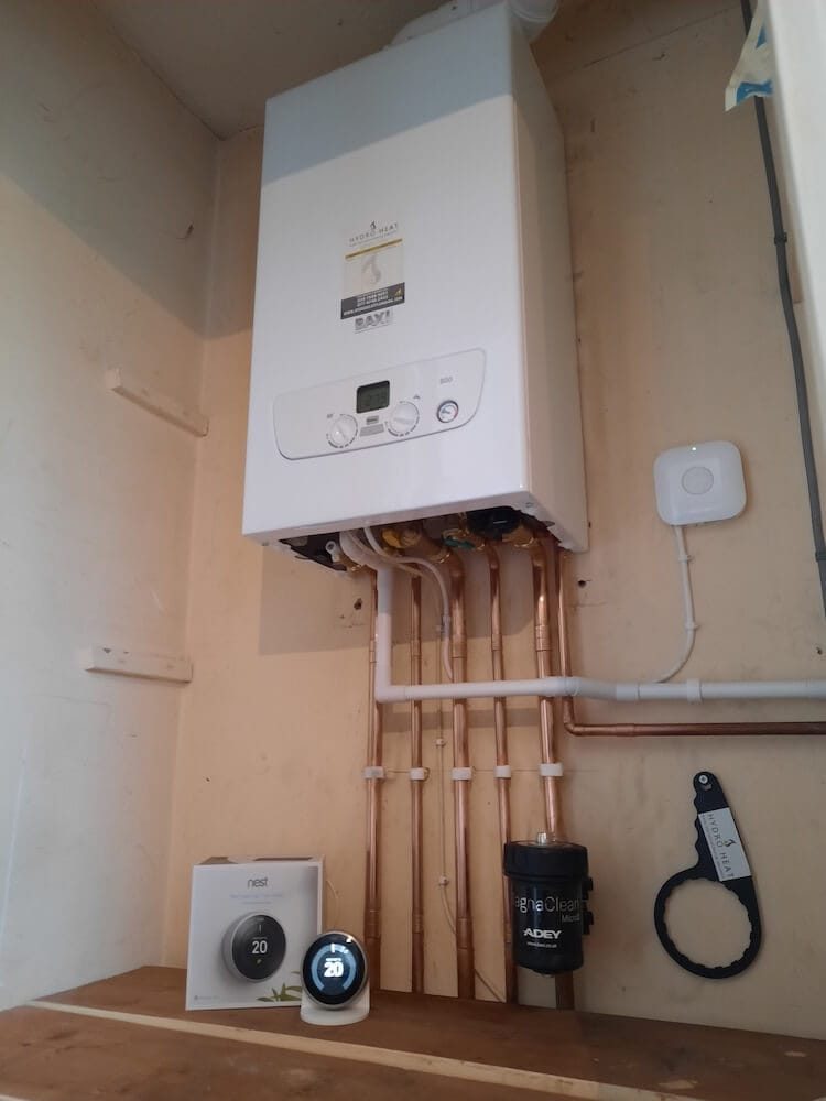 Baxi combi with a MagnaClean filter and a Nest thermostat