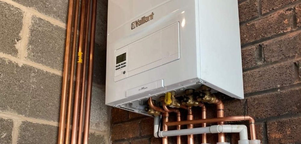 Vaillant ecoFIT pure valves and copper connections