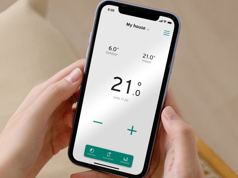 The Vaillant app showing indoor and outdoor temperature