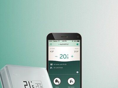 The vSMART control alongside its phone app